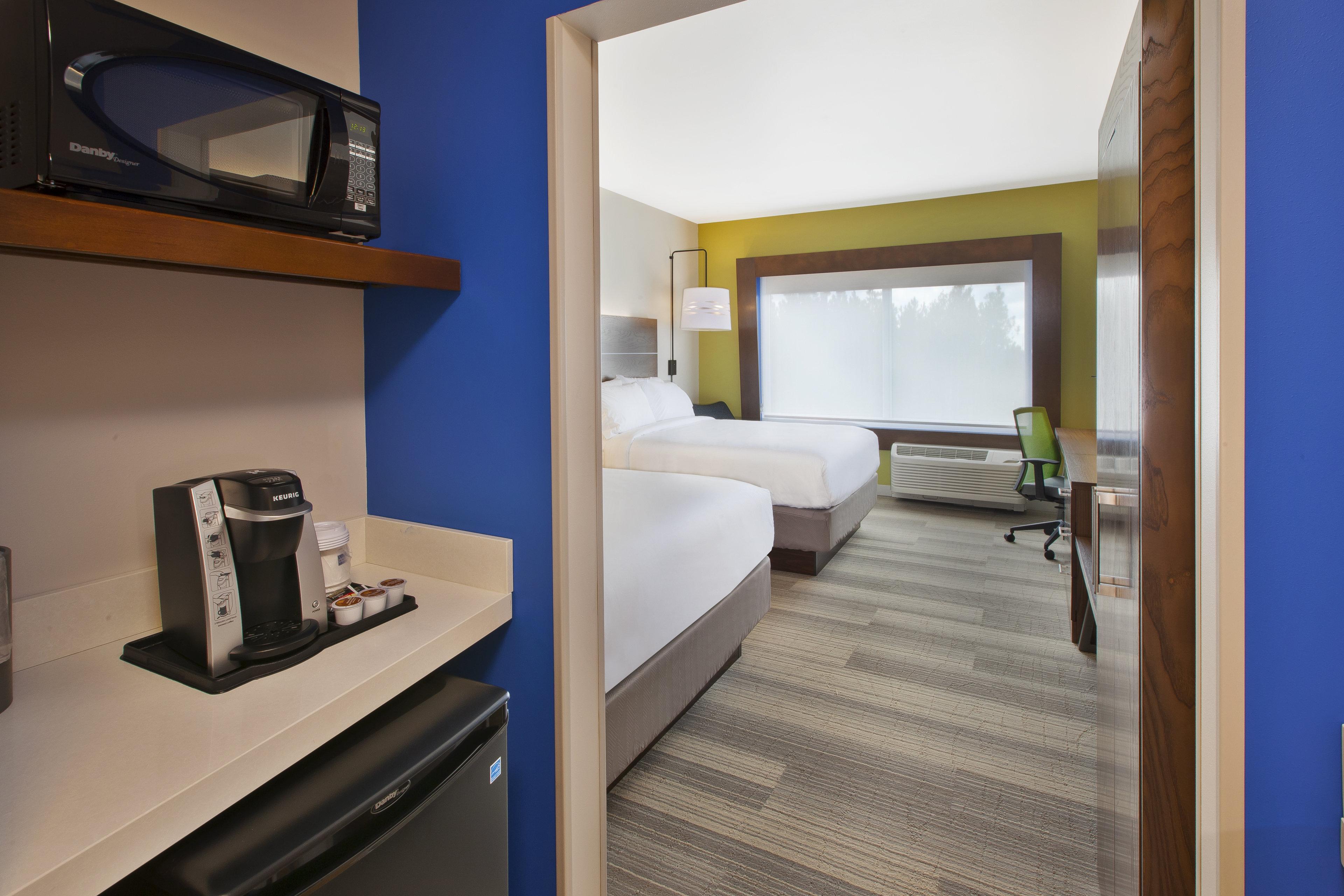 Holiday Inn Express And Suites South Hill By Ihg Экстерьер фото