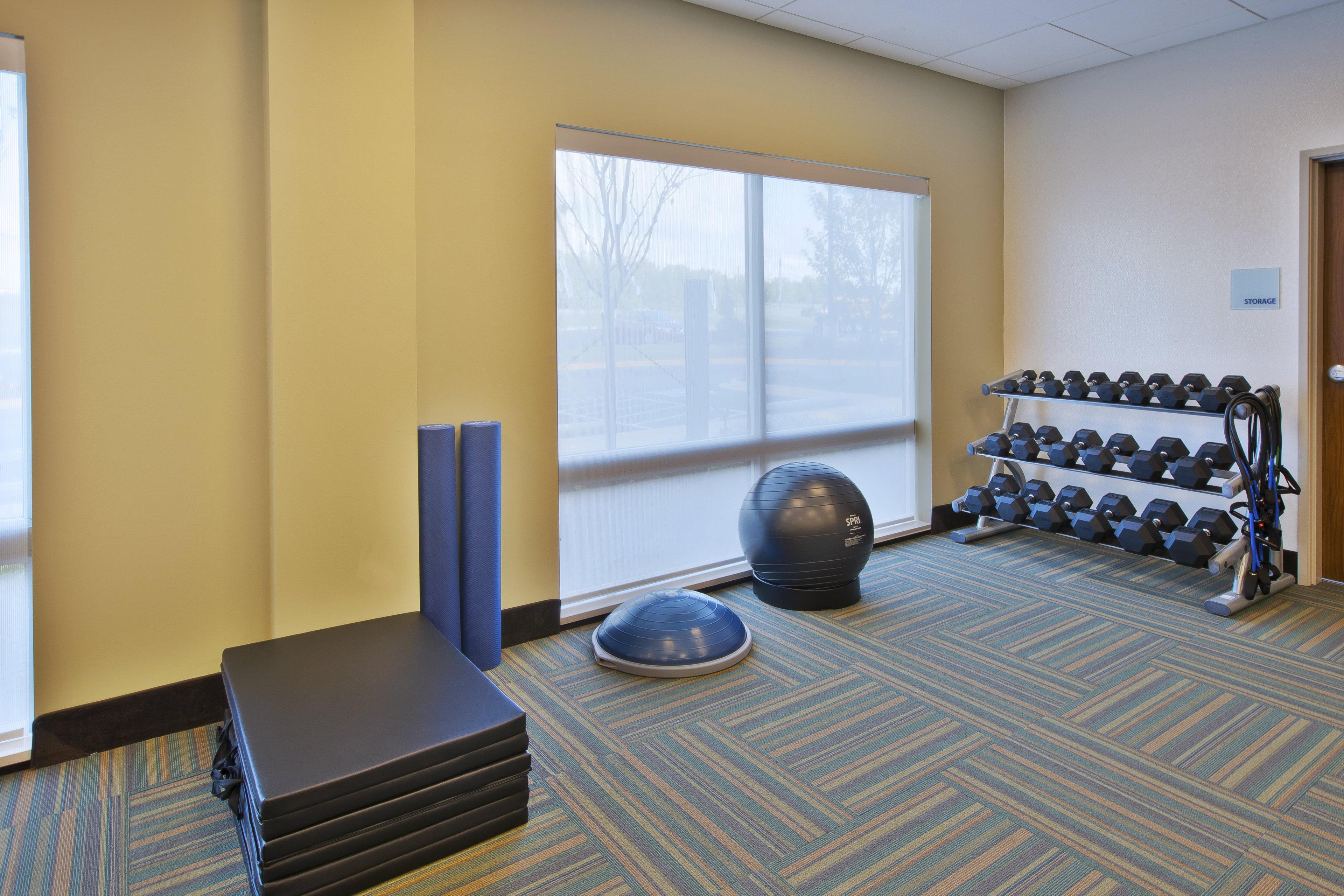 Holiday Inn Express And Suites South Hill By Ihg Экстерьер фото