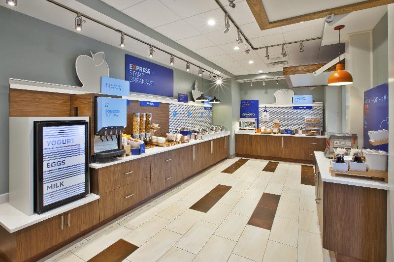 Holiday Inn Express And Suites South Hill By Ihg Экстерьер фото